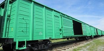 Сколько стоит перевозка грузов по ЖД в крытых вагонах из Северска